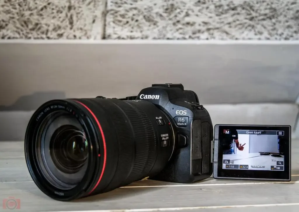 Canon-EOS-R6-Mark-II-camera-product-photos-camera-deals 8