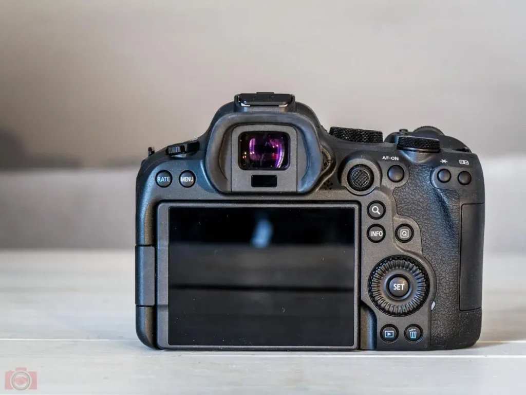 Canon-EOS-R6-Mark-II-camera-product-photos-camera-deals back screen