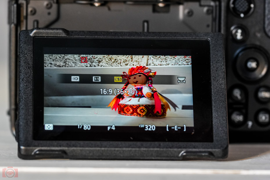 Nikon-Z8-test-and-review-product-photos-camera-deals-online
